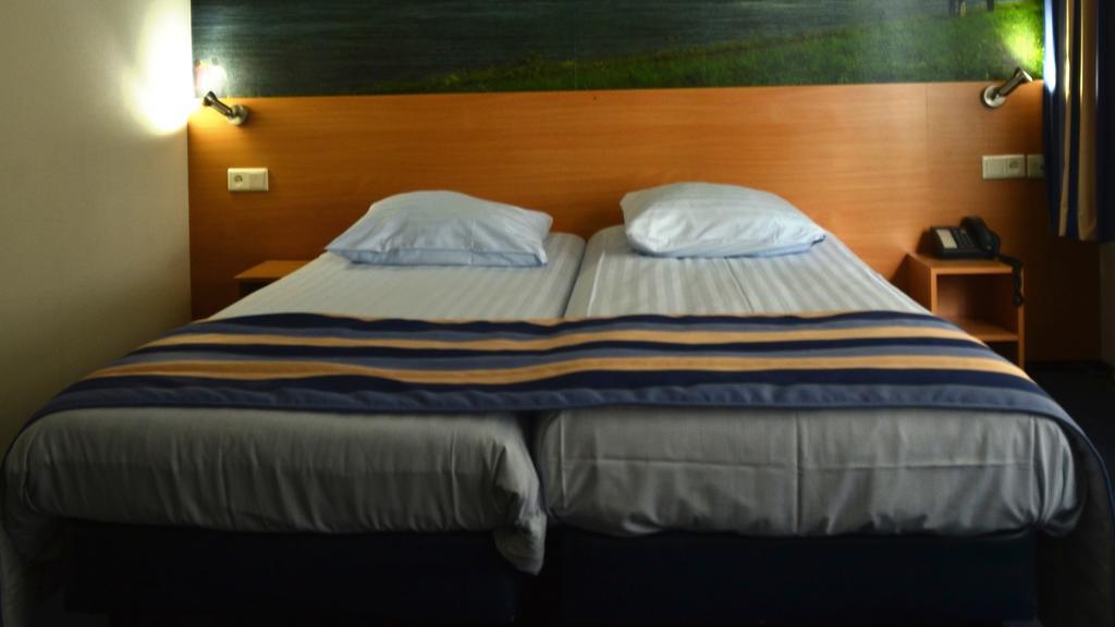 Maritime Hotel Rotterdam Ruang foto
